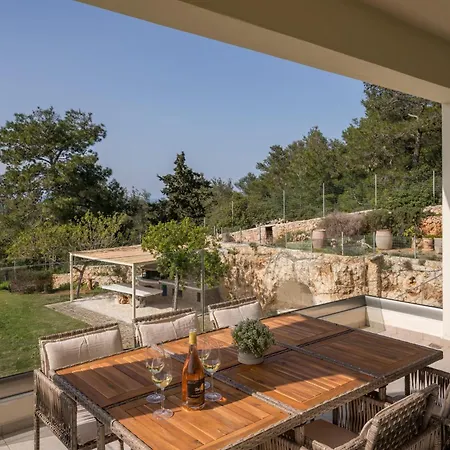 アパートホテル Lithea Estate Collection