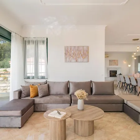 Lithea Estate Collection